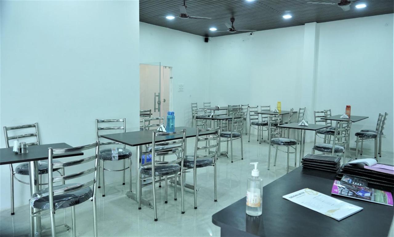 Hotel Siddharth Tanakpur ภายนอก รูปภาพ