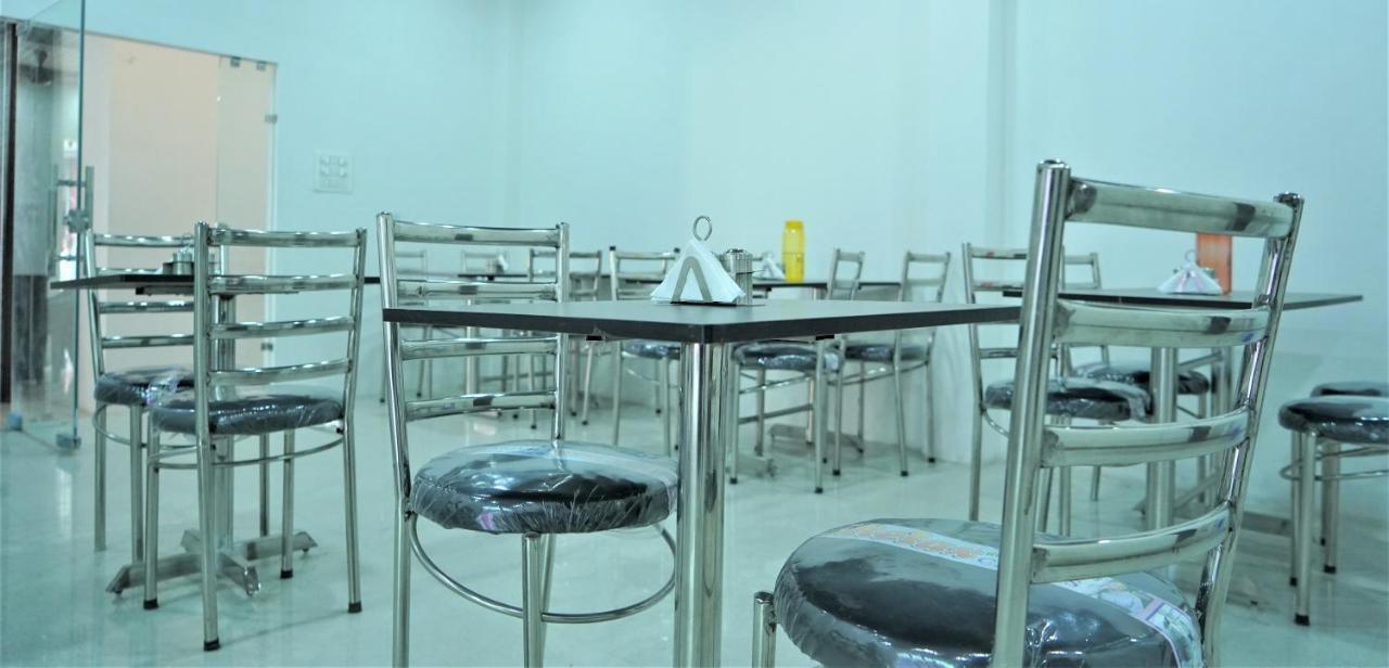 Hotel Siddharth Tanakpur ภายนอก รูปภาพ